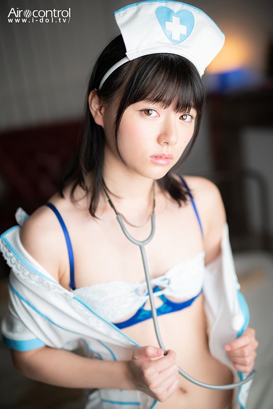 コスプレ姿のつばさちゃんと、夜のベッドでイチャイチャ。葉月つばさサンプル03