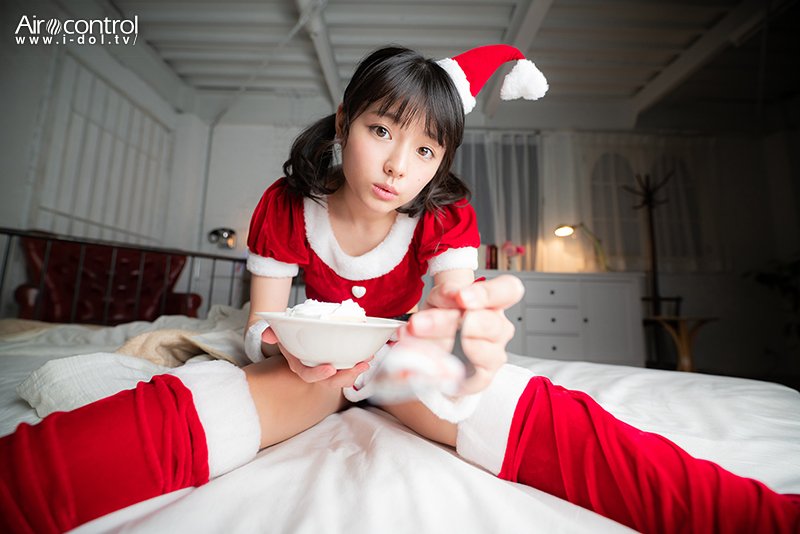 コスプレ姿のつばさちゃんと、夜のベッドでイチャイチャ。葉月つばさサンプル06